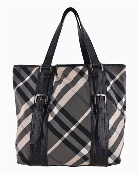 Burberry Beat Check Victoria Tote 